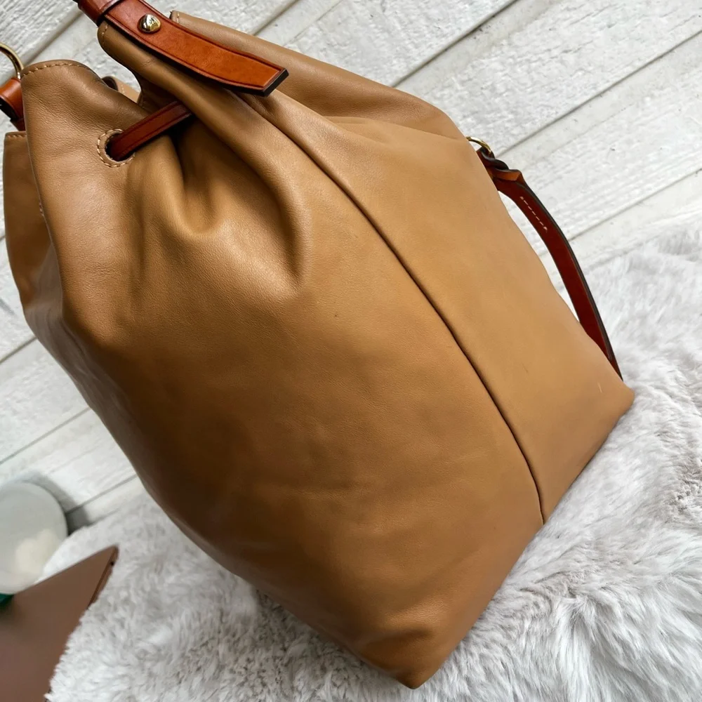 DOONEY & BOURKE Tan XL Tasha Drawstring Bucket Nag Shoulder Tote Sorrento Dillen - Picture 8 of 12